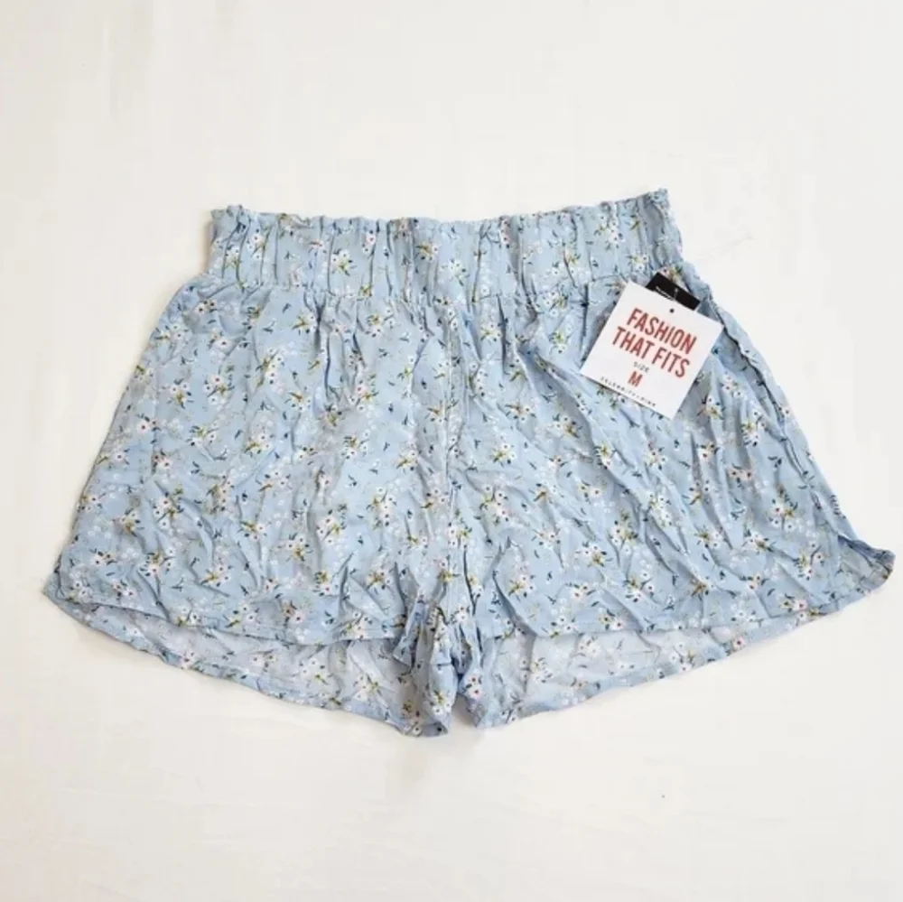 Celebrity Pink Blue Floral Print Shorts
